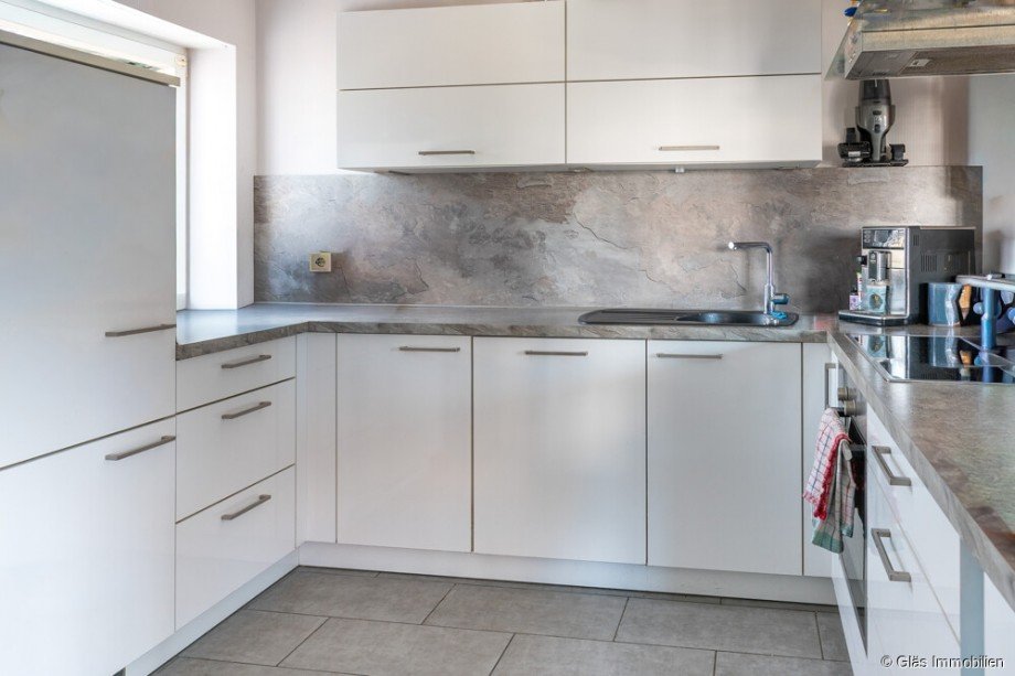 Moderne Einbauk�che Zweifamilienhaus Wadgassen