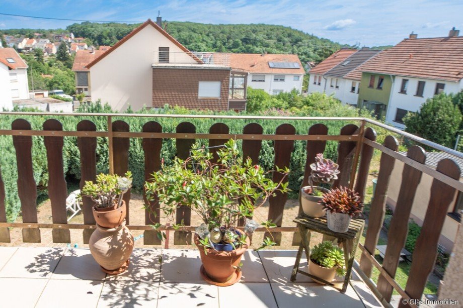 Blick vom Balkon im OG Mehrfamilienhaus V�lklingen / Ludweiler