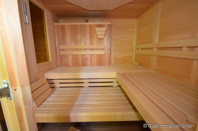 Neuwertige Sauna f�r 7 Personen Einfamilienhaus V�lklingen