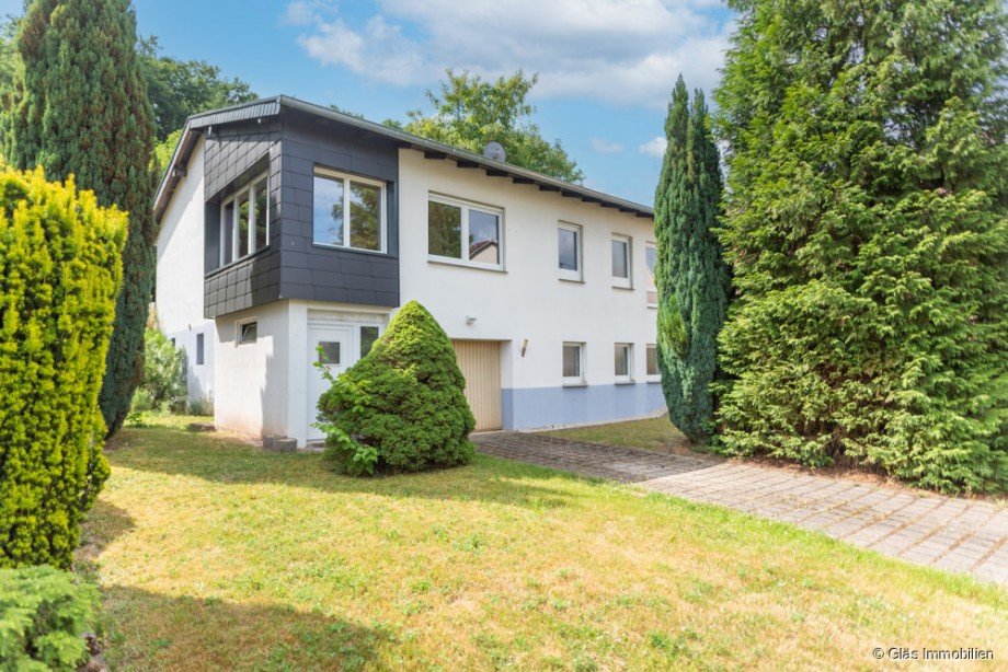 Seitenansicht Einfamilienhaus V�lklingen / Geislautern