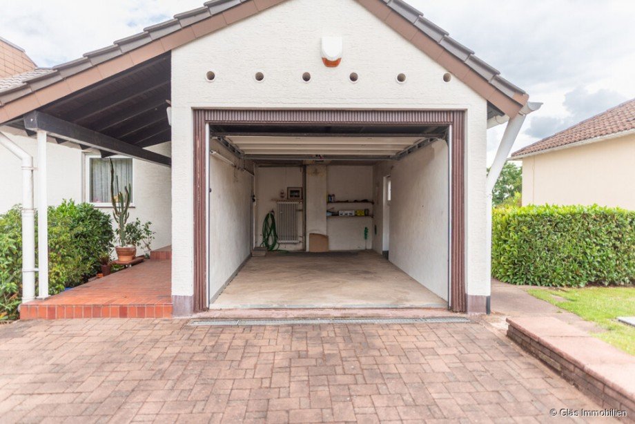 Garage mit Zugang ins Haus Einfamilienhaus V�lklingen