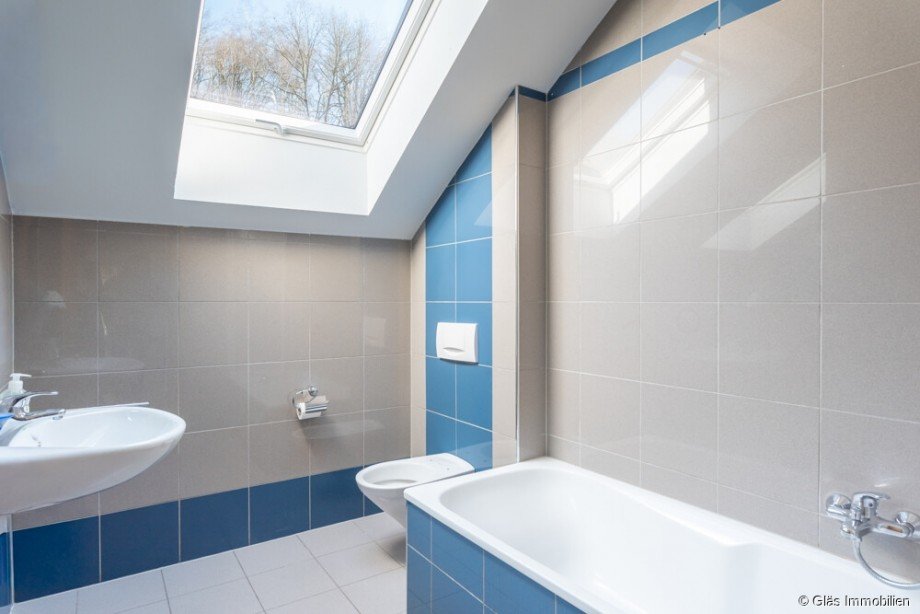 Badezimmer mit Wanne Etagenwohnung V�lklingen