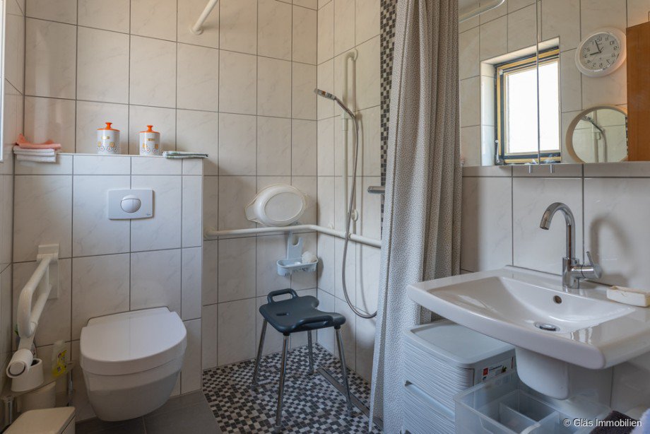 Badezimmer im EG Einfamilienhaus Wadgassen