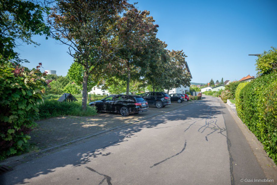 Ausreichend �ffentliche Parkm�glichkeiten Einfamilienhaus V�lklingen