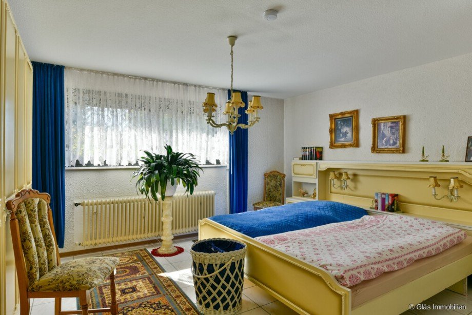 Elternschlafzimmer UG Einfamilienhaus Saarbr�cken
