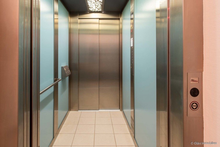 Beidseitig begehbarer Aufzug Etagenwohnung Mettlach / Orscholz