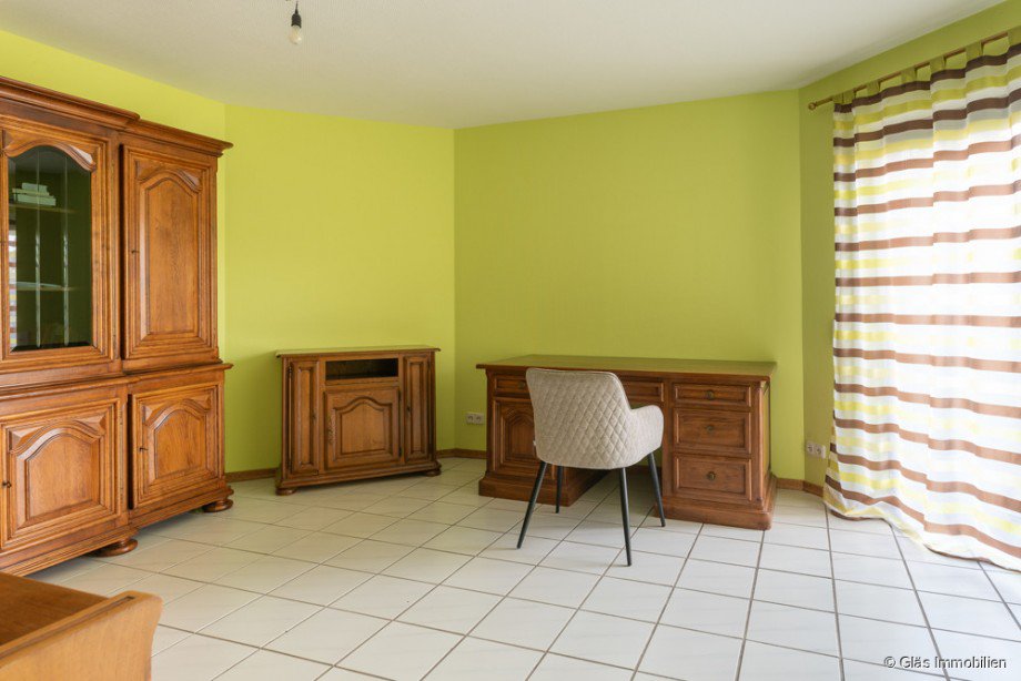 Arbeits- oder Schlafzimmer im EG Einfamilienhaus V�lklingen