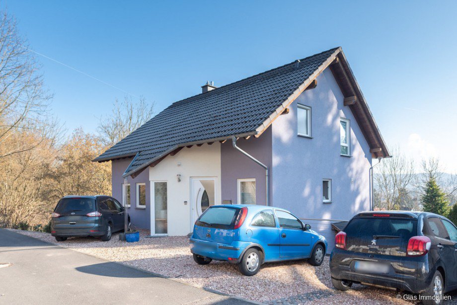 Freistehendes Einfamilienhaus mit Einliegerwohnung Einfamilienhaus Neunkirchen-Wiebelskirchen