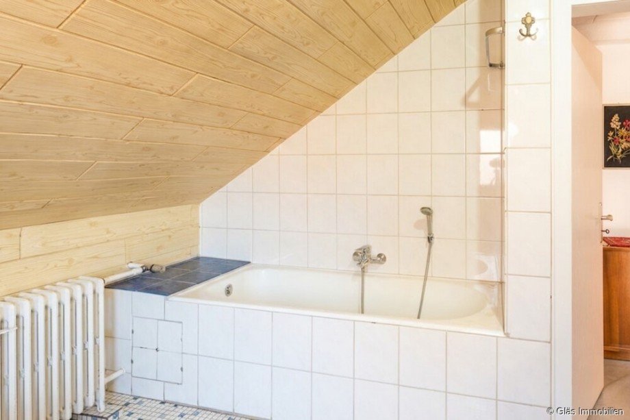 ...Wanne Zweifamilienhaus Saarbr�cken / Gersweiler