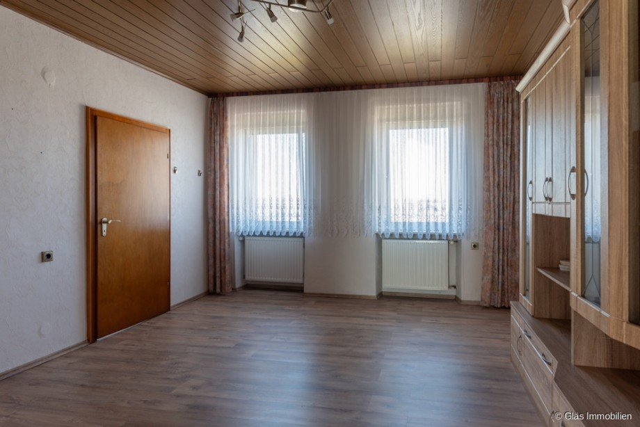 Wohnzimmer OG Zweifamilienhaus Riegelsberg