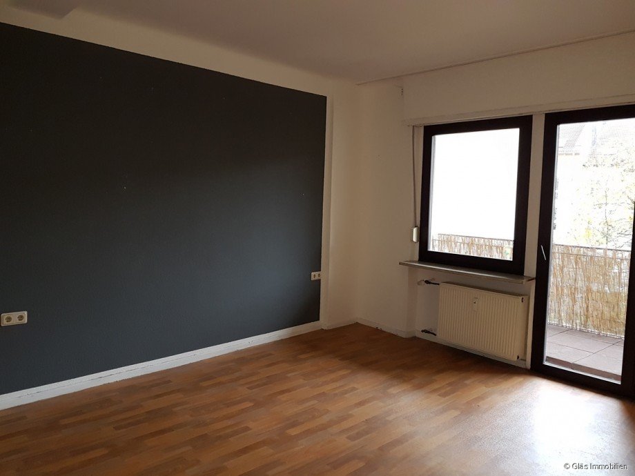 2. OG Zimmer mit Balkon Etagenwohnung Saarbr�cken / Sankt Johann