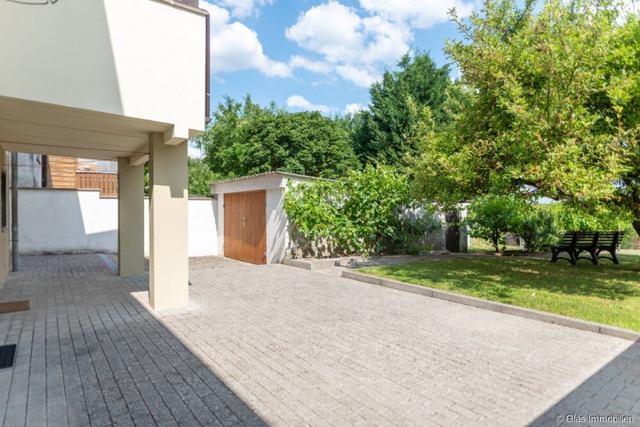 Gro�er Hof mit Garage Einfamilienhaus V�lklingen / Ludweiler