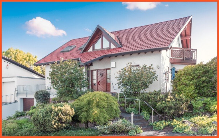 Komfortables Einfamilienhaus in bester Wohnlage Wadgassen Einfamilienhaus Exklusives Wohnen am Glockenberg - Lichtdurchflutetes Familienhaus mit Traumgarten und viel Privatsph�re