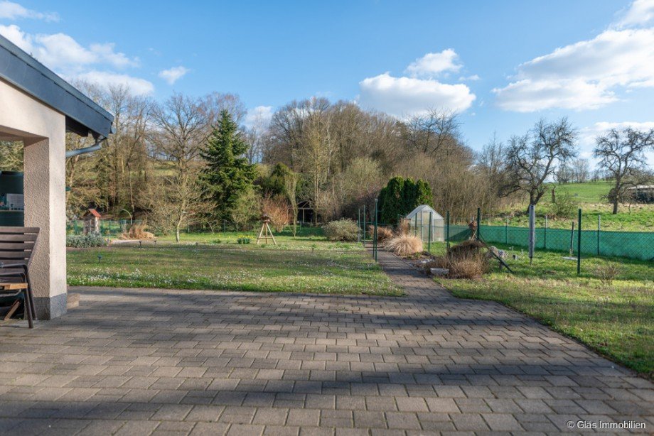 Gartenansicht Zweifamilienhaus V�lklingen