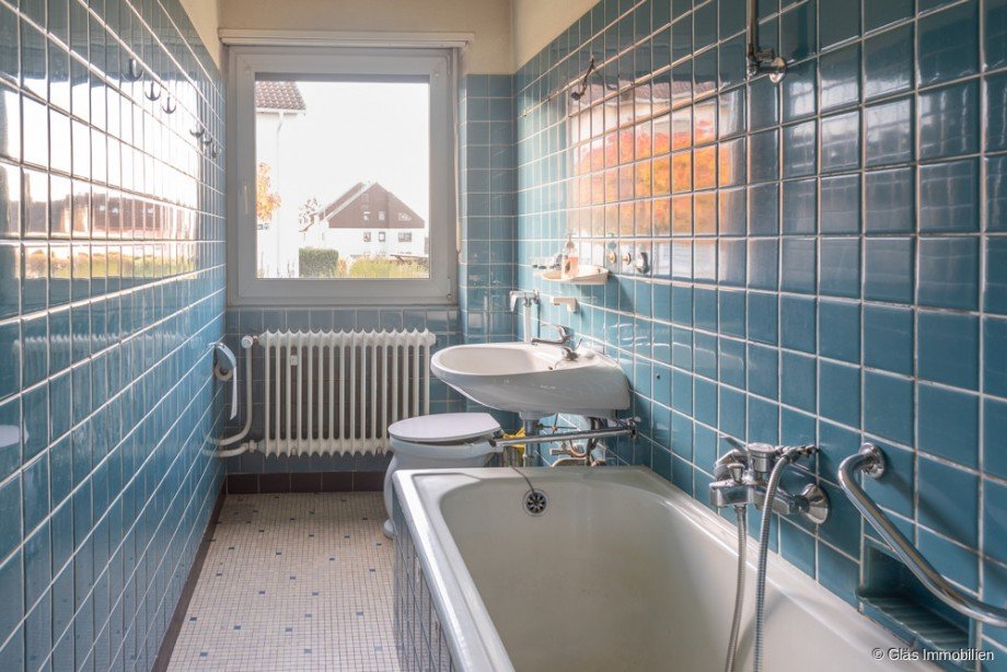 Bad EG Zweifamilienhaus V�lklingen
