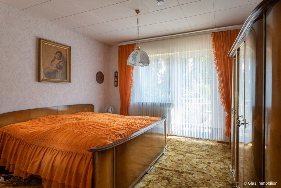 Schlafzimmer 2 OG Zweifamilienhaus Bous