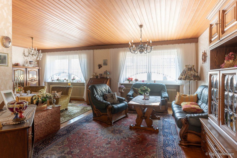 Wohnzimmer EG Zweifamilienhaus Bous