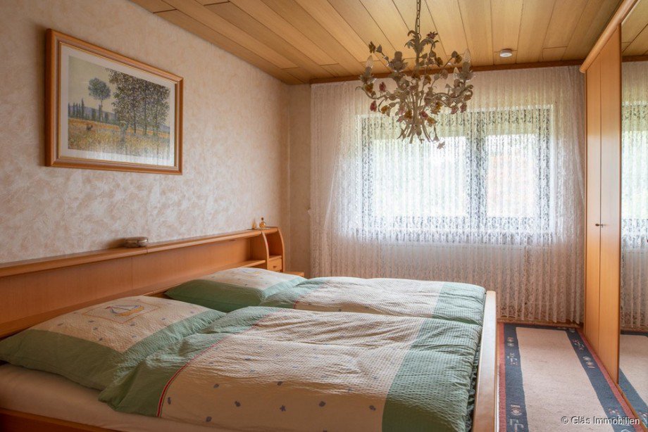 Elternschlafzimmer Einfamilienhaus Gro�rosseln