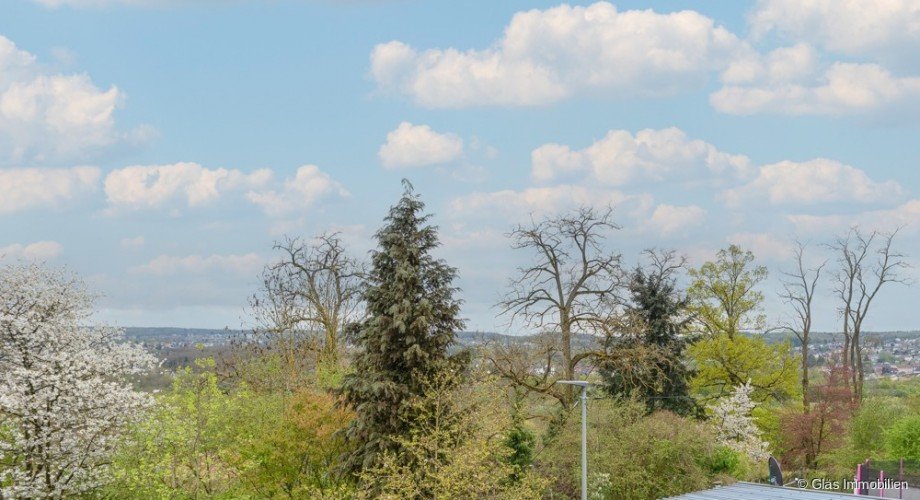 Fernsicht Zweifamilienhaus Bous