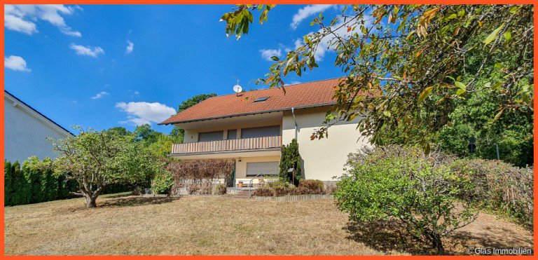 Ihr neues Zuhause V�lklingen Dachgeschosswohnung Sch�ne 3 ZKB Wohnung in 3 FMH - in absolut ruhiger Wohnlage (Sackgasse, Wald) - Gartenmitbenutzung
