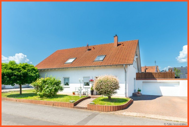 Freistehendes Zweifamilienhaus in sonniger Wohnlage Wadgassen Zweifamilienhaus Flexibel wohnen, entspannt leben - Ein- bis Zweifamilienhaus mit barrierearmem Wohnen im Erdgeschoss und viel Platz f�r die Familie