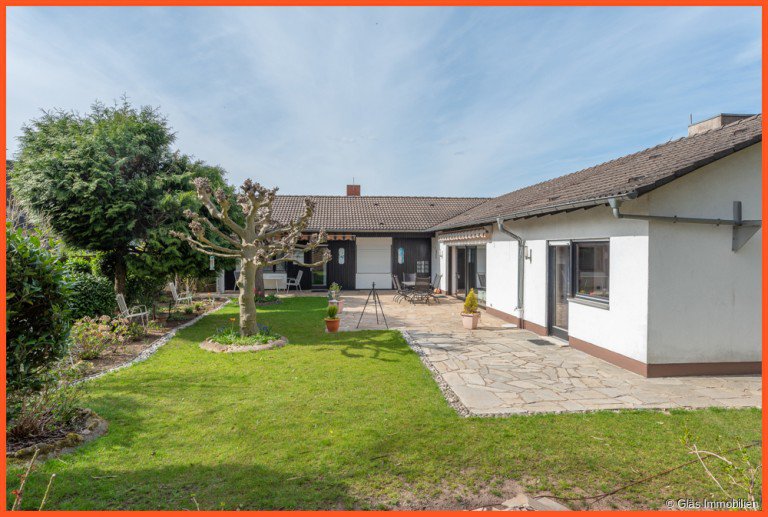 S�dterrasse mit viel Privatsph�re Bous Einfamilienhaus Weinberg - Wohnen auf einer Ebene - Repr�sentatives Einfamilienhaus in einzigartiger Waldrandlage!