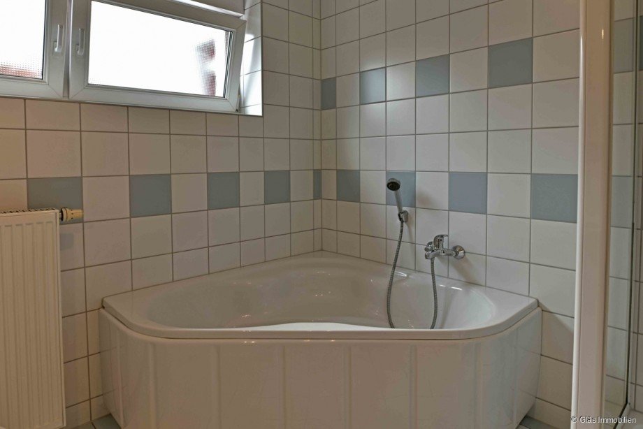 ...Badewanne und... Mehrfamilienhaus V�lklingen