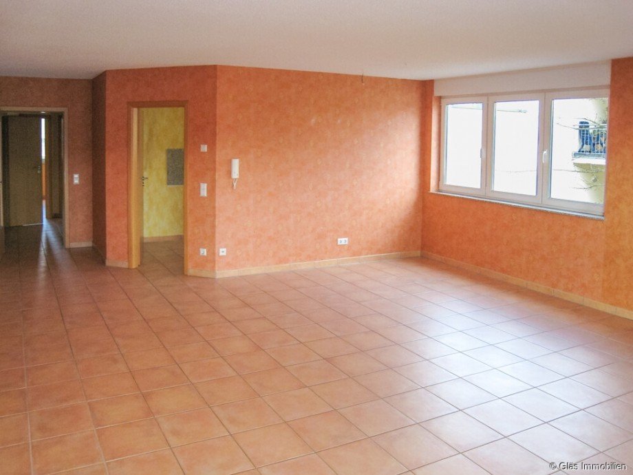 Essbereich mit angrenzender K�che Erdgeschosswohnung V�lklingen