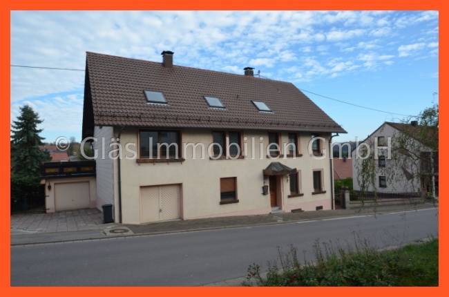Einziehen und Wohlf�hlen Mandelbachtal / Ommersheim Zweifamilienhaus Familienfreundliches Traumhaus mit neuwertiger Sonderausstattung!