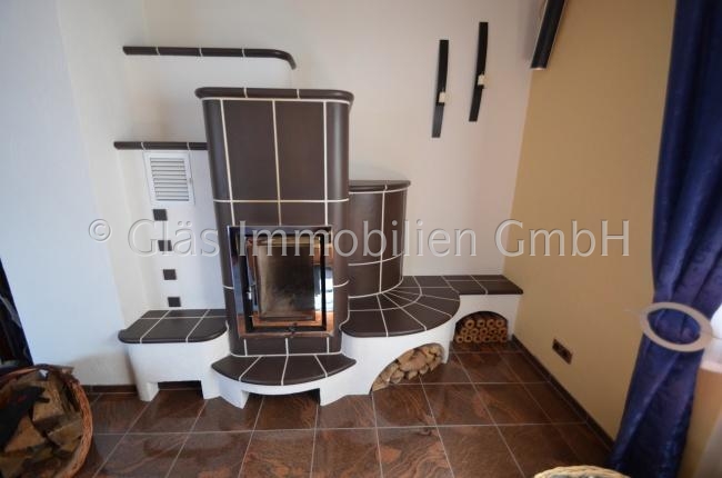 Kachelofen mit modernster Technik Einfamilienhaus Gro�rosseln