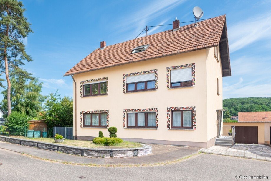 Freistehendes Generationenhaus in ruhiger Wohnlage Mehrfamilienhaus V�lklingen / Ludweiler