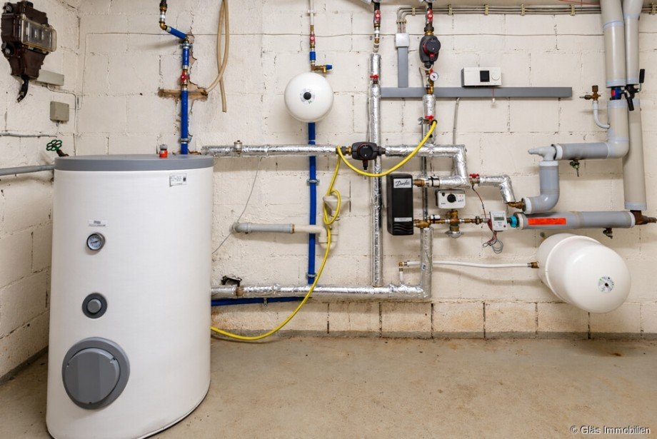 Fernw�rmeanschluss mit Warmwasserbereitung Einfamilienhaus V�lklingen