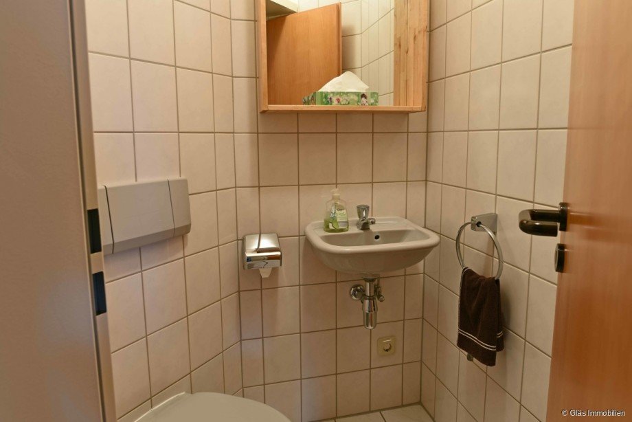 G�ste WC Dachgeschosswohnung Saarbr�cken / Klarenthal
