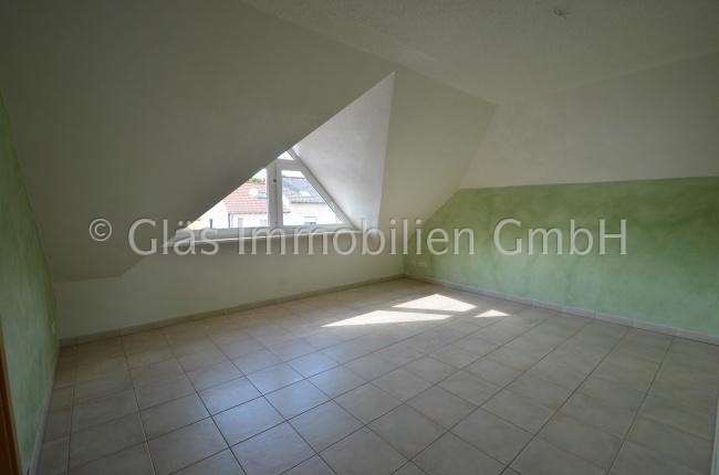 Kinderzimmer Dachgeschosswohnung V�lklingen