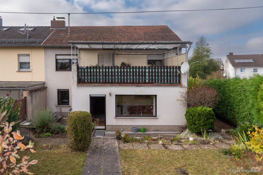 Gartenansicht Zweifamilienhaus V�lklingen