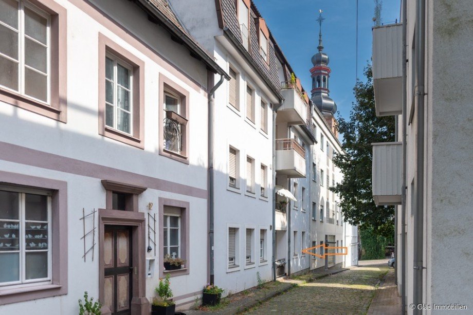 Stra�e vor Balkon Etagenwohnung Saarbr�cken