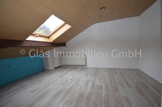 Zweites Kinderzimmer im DG Zweifamilienhaus Gro�rosseln