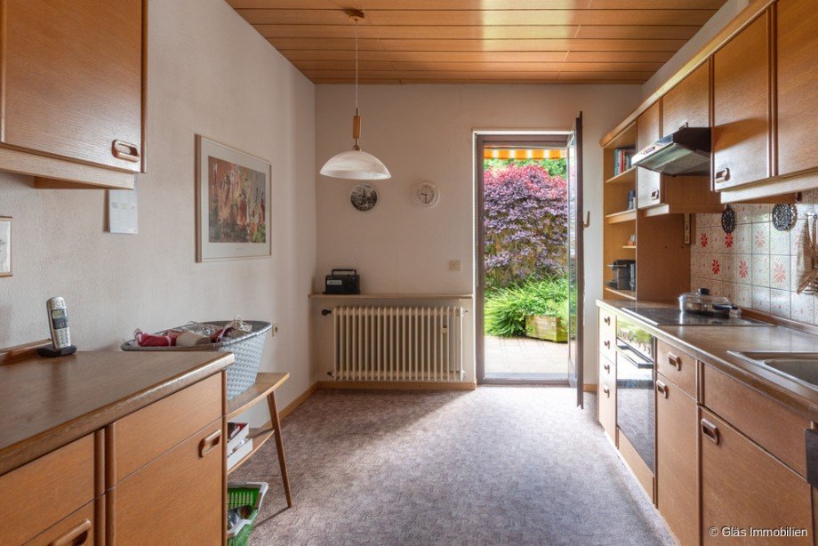 K�che mit Zugang zur Terrasse Einfamilienhaus V�lklingen