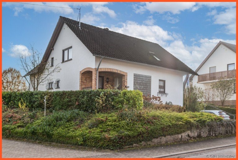 Freistehendes Ein- bis Zweifamilienhaus V�lklingen Einfamilienhaus Einziehen und Wohlf�hlen - Freistendes Ein- bis Zweifamilienhaus in sonniger H�henlage von Ludweiler