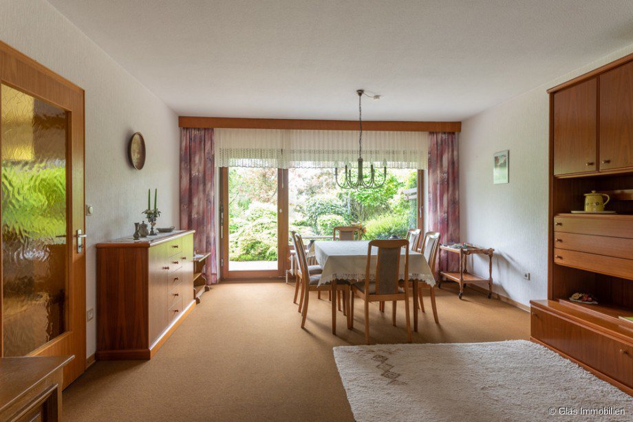 Esszimmer mit Zugang zur S�dterrasse Einfamilienhaus V�lklingen