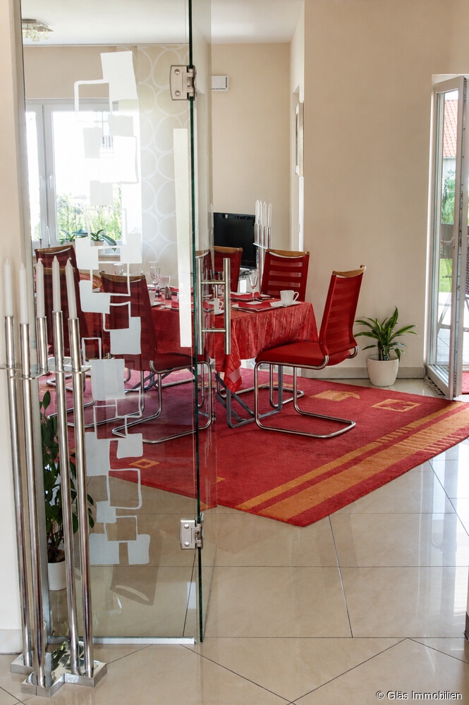 Blick in den Wohnbereich Bungalow �berherrn