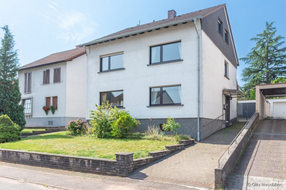 Zwei- bis Dreifamilienhaus in bevorzugter Wohnlage Zweifamilienhaus Wadgassen