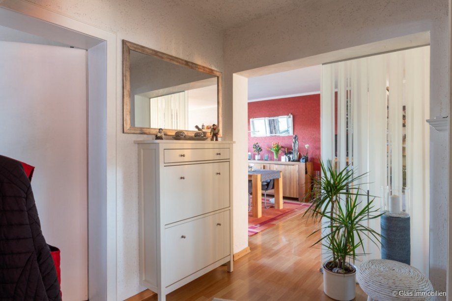 Diele 1. OG Zweifamilienhaus V�lklingen