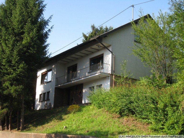 Stra�enansicht Wadern Einfamilienhaus WADERN - Nunkirchen - Gro�z�giges Einfamilienhaus in sonniger Wohnlage!