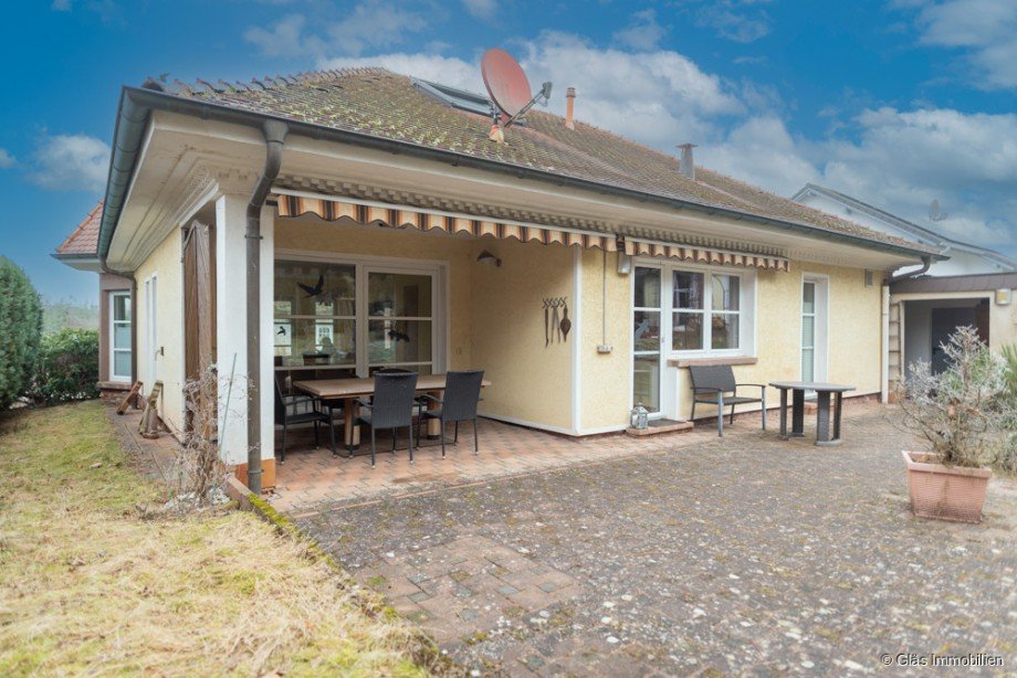 �berdachte Terrasse Einfamilienhaus Illingen / H�ttigweiler
