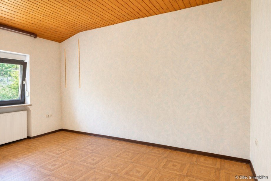 Zimmer 3 im DG Zweifamilienhaus Gro�rosseln / Karlsbrunn