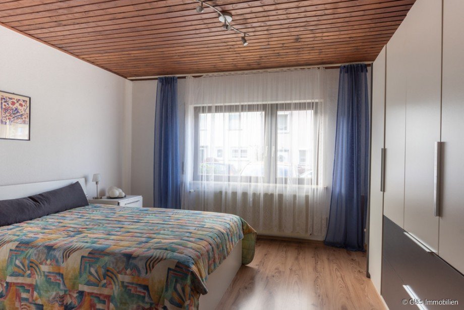 Elternschlafzimmer Zweifamilienhaus V�lklingen
