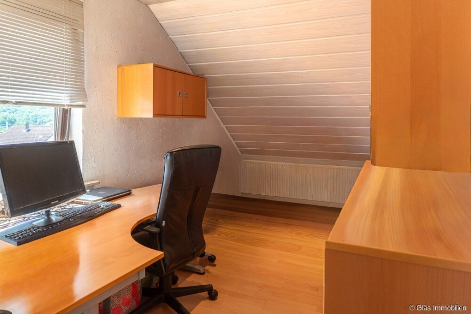 Arbeitszimmer DG Mehrfamilienhaus V�lklingen / Ludweiler