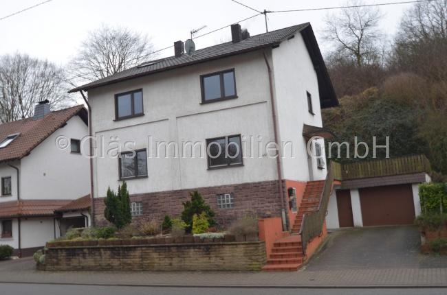 Freistehendes Einfamilienhaus mit Doppelgarage Zweifamilienhaus Gro�rosseln