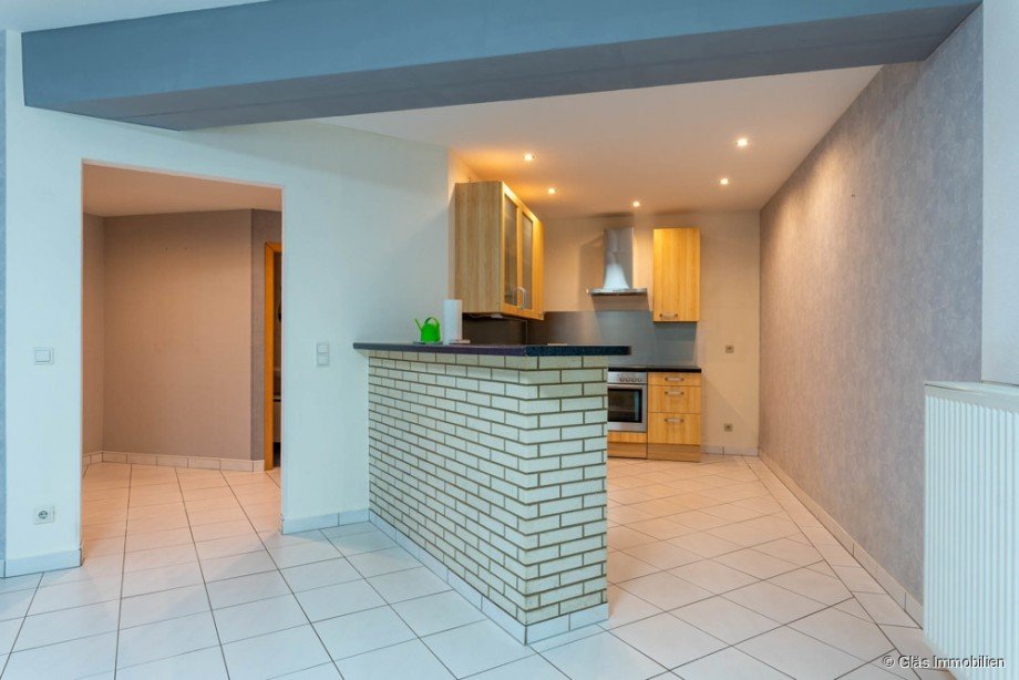 mit offener K�che Erdgeschosswohnung Gro�rosseln